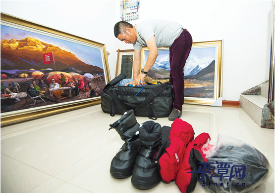 薛伟昨出发前往西藏 为5月登珠峰做准备